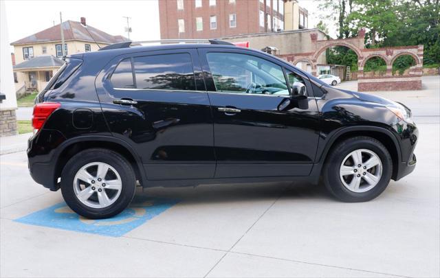 Photo of 2020 BLACK Chevrolet Trax