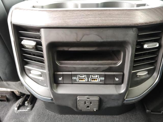Photo of 2025 Bright White Clearcoat RAM 1500