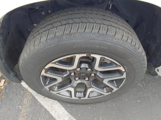 Photo of 2025 Bright White Clearcoat RAM 1500