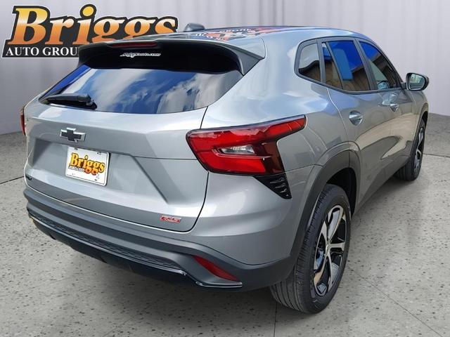 Photo of 2024 Sterling Gray Metallic Chevrolet Trax