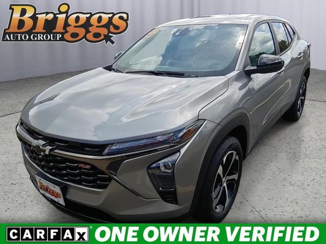 Photo of 2024 Sterling Gray Metallic Chevrolet Trax