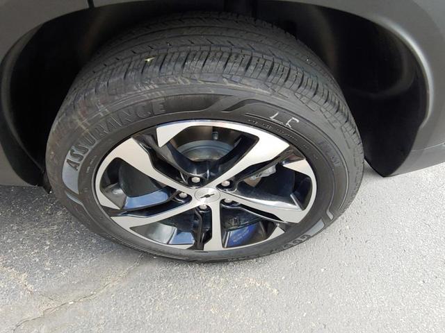Photo of 2024 Sterling Gray Metallic Chevrolet Trax