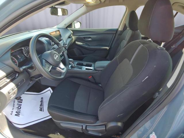 Photo of 2024 Atlantic Gray M Nissan Sentra