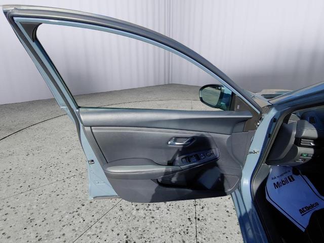 Photo of 2024 Atlantic Gray M Nissan Sentra