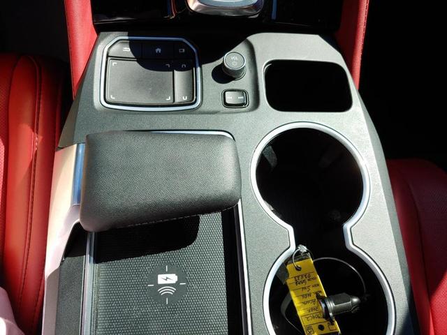 Photo of 2022 Liquid Carbon Metallic Acura MDX