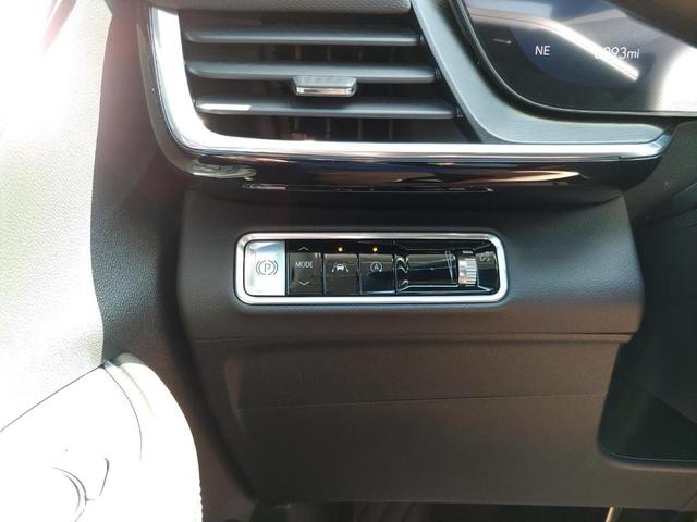 Photo of 2025 Summit White Buick Envision