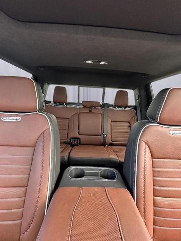 Photo of 2025 Onyx Black GMC Sierra 2500