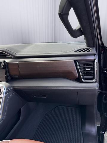 Photo of 2025 Onyx Black GMC Sierra 2500