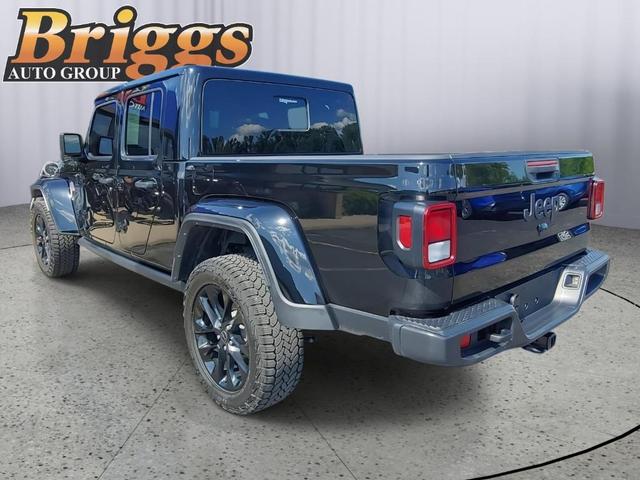 Photo of 2024 Black Clearcoat Jeep Gladiator