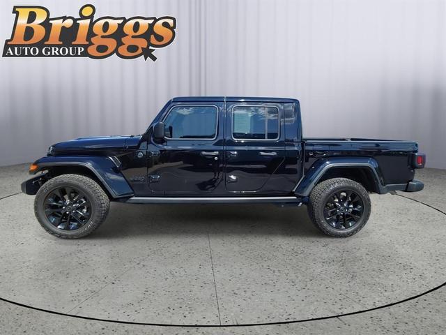 Photo of 2024 Black Clearcoat Jeep Gladiator