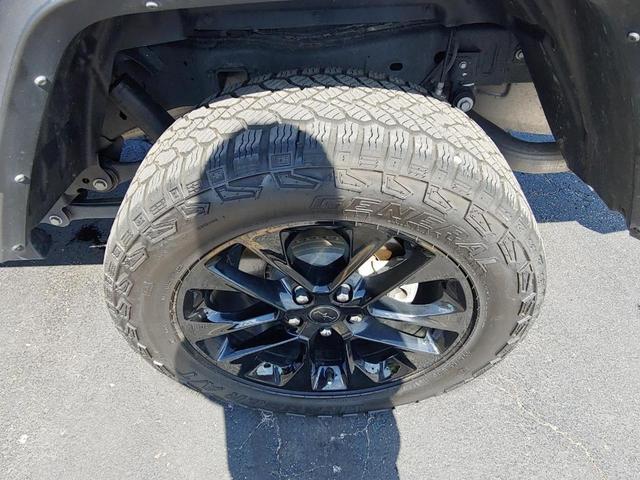 Photo of 2024 Black Clearcoat Jeep Gladiator