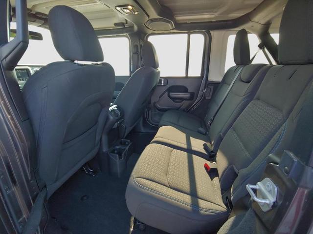 Photo of 2021 Granite Crystal Clearcoat Metallic Jeep Wrangler Unlimited