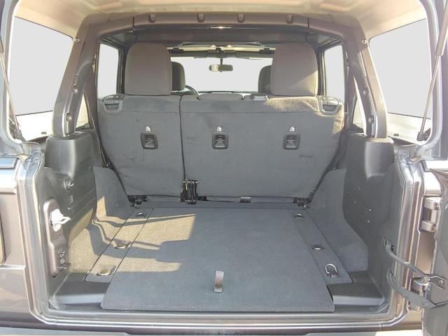 Photo of 2021 Granite Crystal Clearcoat Metallic Jeep Wrangler Unlimited