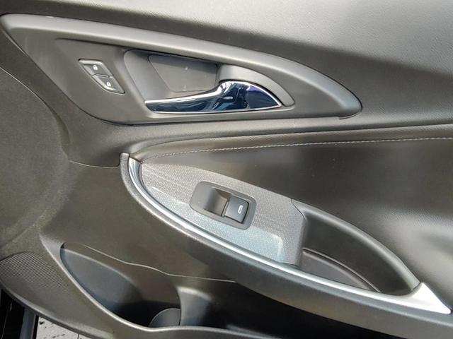 Photo of 2019 Mosaic Black Metallic Chevrolet Malibu