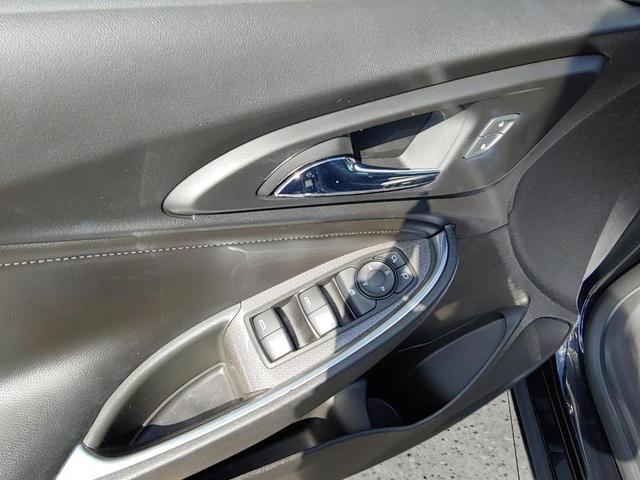 Photo of 2019 Mosaic Black Metallic Chevrolet Malibu