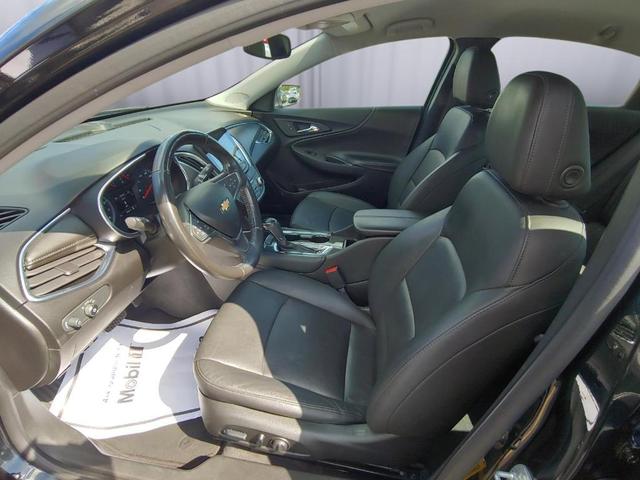 Photo of 2019 Mosaic Black Metallic Chevrolet Malibu