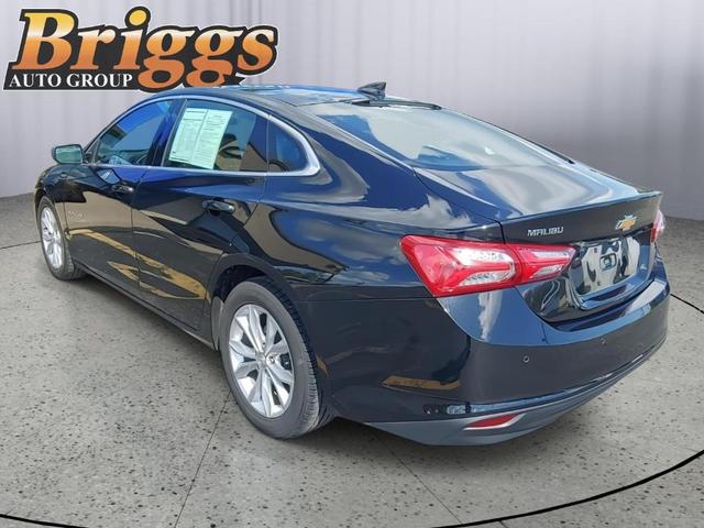 Photo of 2019 Mosaic Black Metallic Chevrolet Malibu