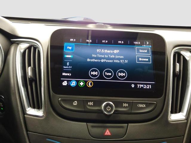 Photo of 2019 Mosaic Black Metallic Chevrolet Malibu
