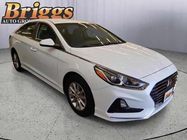 Photo of 2018 Quartz White Pearl Hyundai SONATA
