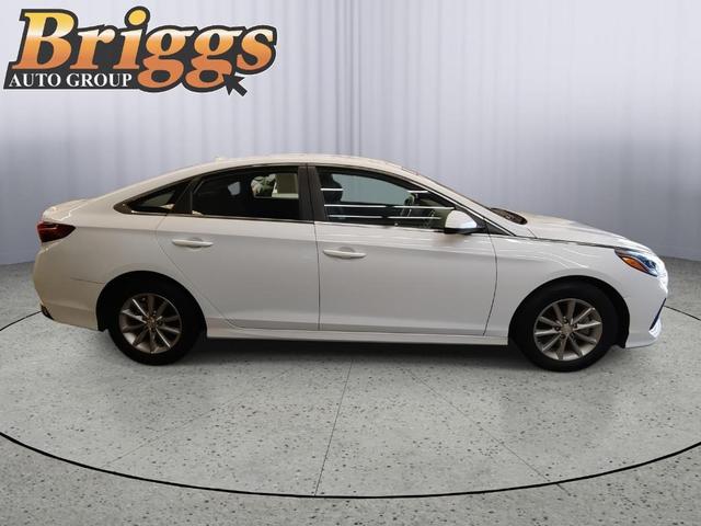 Photo of 2018 Quartz White Pearl Hyundai SONATA