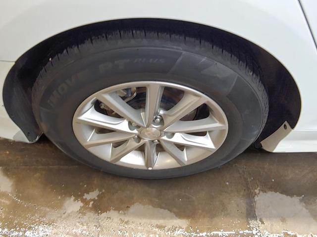 Photo of 2018 Quartz White Pearl Hyundai SONATA