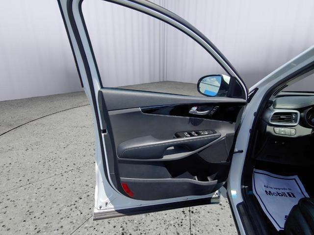 Photo of 2020 Snow White Pearl Kia Sorento