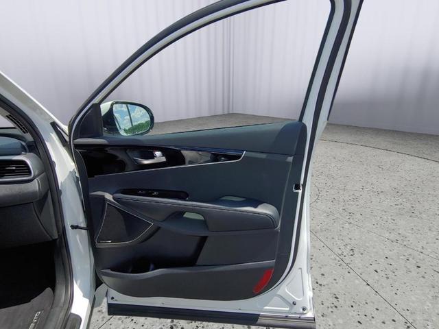 Photo of 2020 Snow White Pearl Kia Sorento
