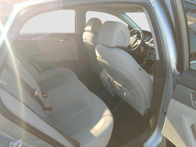 Photo of 2017 Shale Gray Metallic Hyundai SONATA