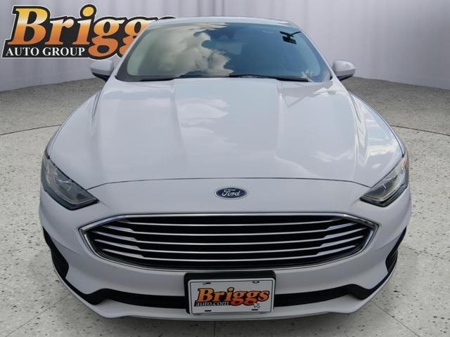 Photo of 2019 Oxford White Ford Fusion