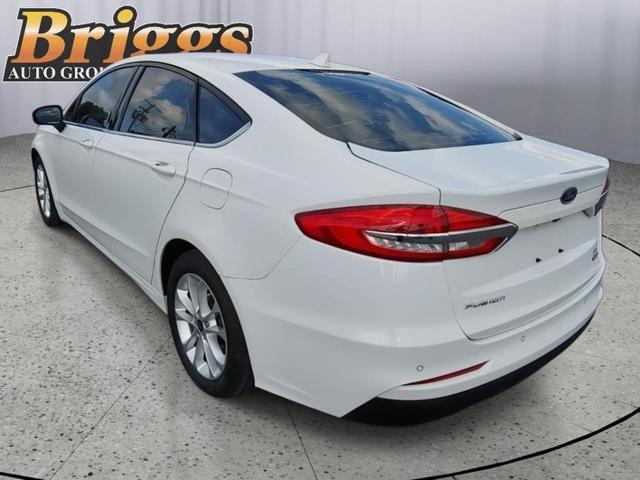 Photo of 2019 Oxford White Ford Fusion