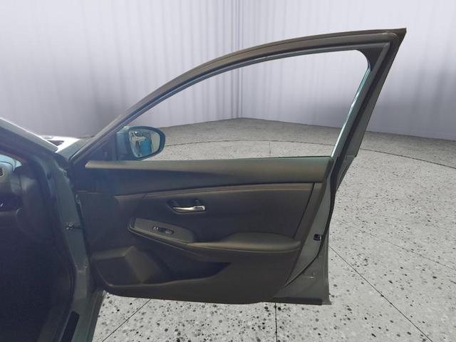 Photo of 2024 Atlantic Gray M Nissan Sentra