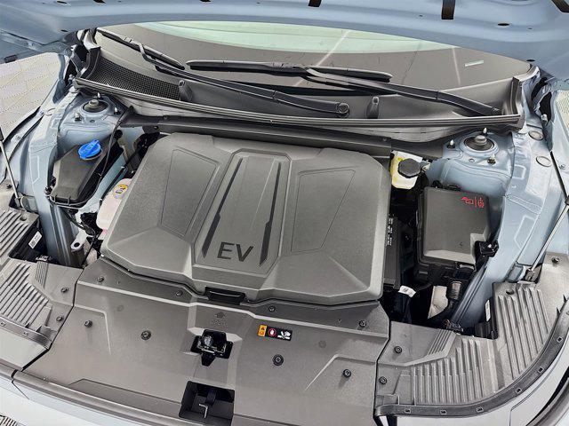 Photo of 2025 Digital Teal Hyundai IONIQ 5
