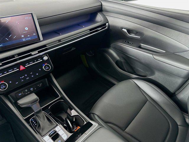 Photo of 2025 Phantom Black Hyundai TUCSON