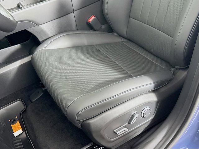 Photo of 2026 Atlantis Blue Hyundai SANTA FE