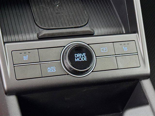Photo of 2025 Ecotronic Gray Pearl Hyundai KONA