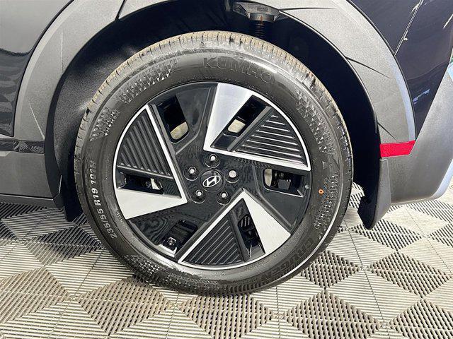 Photo of 2025 Abyss Black Hyundai IONIQ 5