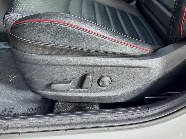 Photo of 2022 Snow White Pearl Kia Forte