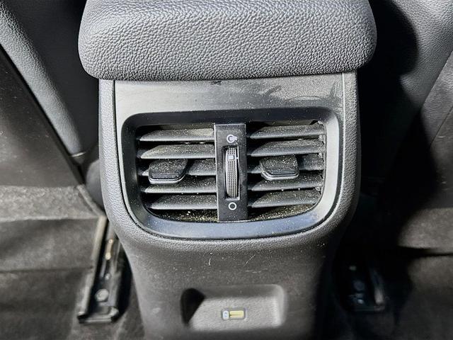 Photo of 2022 Snow White Pearl Kia Forte