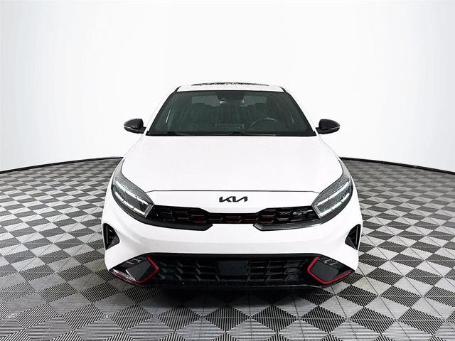 Photo of 2022 Snow White Pearl Kia Forte