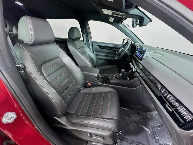 Photo of 2025 Radiant Red Metallic Honda CR-V Hybrid