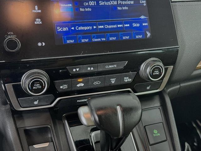 Photo of 2018 White Diamond Pearl Honda CR-V