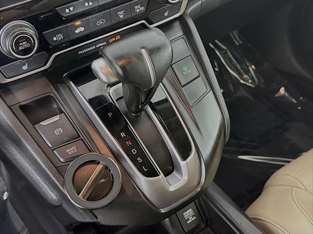Photo of 2018 White Diamond Pearl Honda CR-V