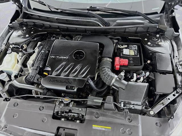 Photo of 2022 Gun Metallic Nissan Altima