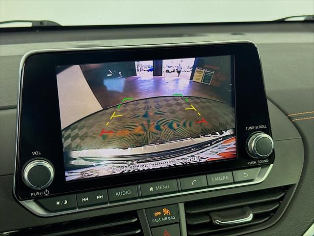 Photo of 2022 Gun Metallic Nissan Altima
