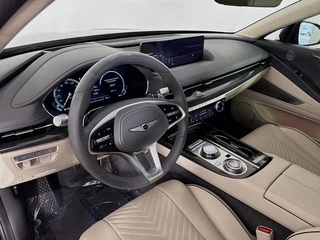 Photo of 2024 Vik Black Genesis G80