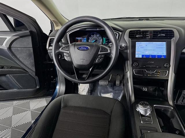 Photo of 2020 Alto Blue Metallic Tinted Clearcoat Ford Fusion