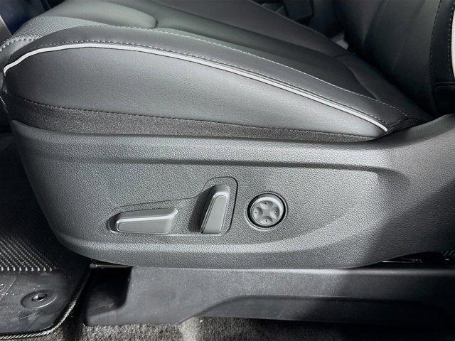 Photo of 2025 Abyss Black Pearl Hyundai PALISADE