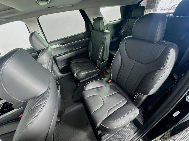 Photo of 2025 Abyss Black Pearl Hyundai PALISADE