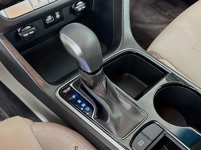 Photo of 2018 Lakeside Blue Hyundai SONATA