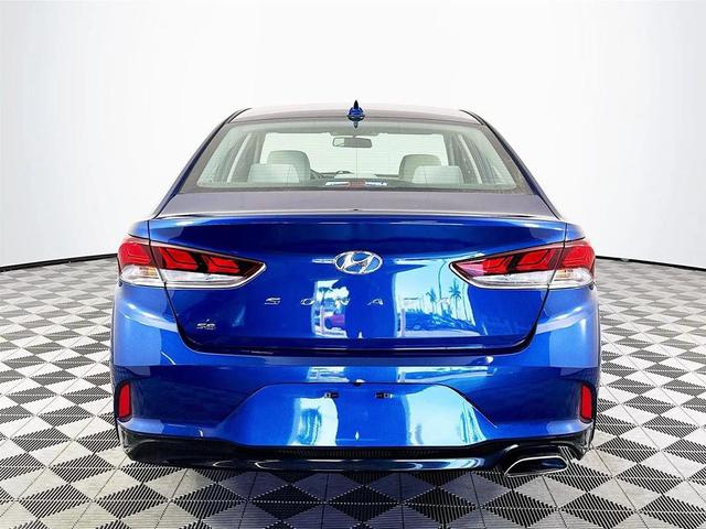 Photo of 2018 Lakeside Blue Hyundai SONATA